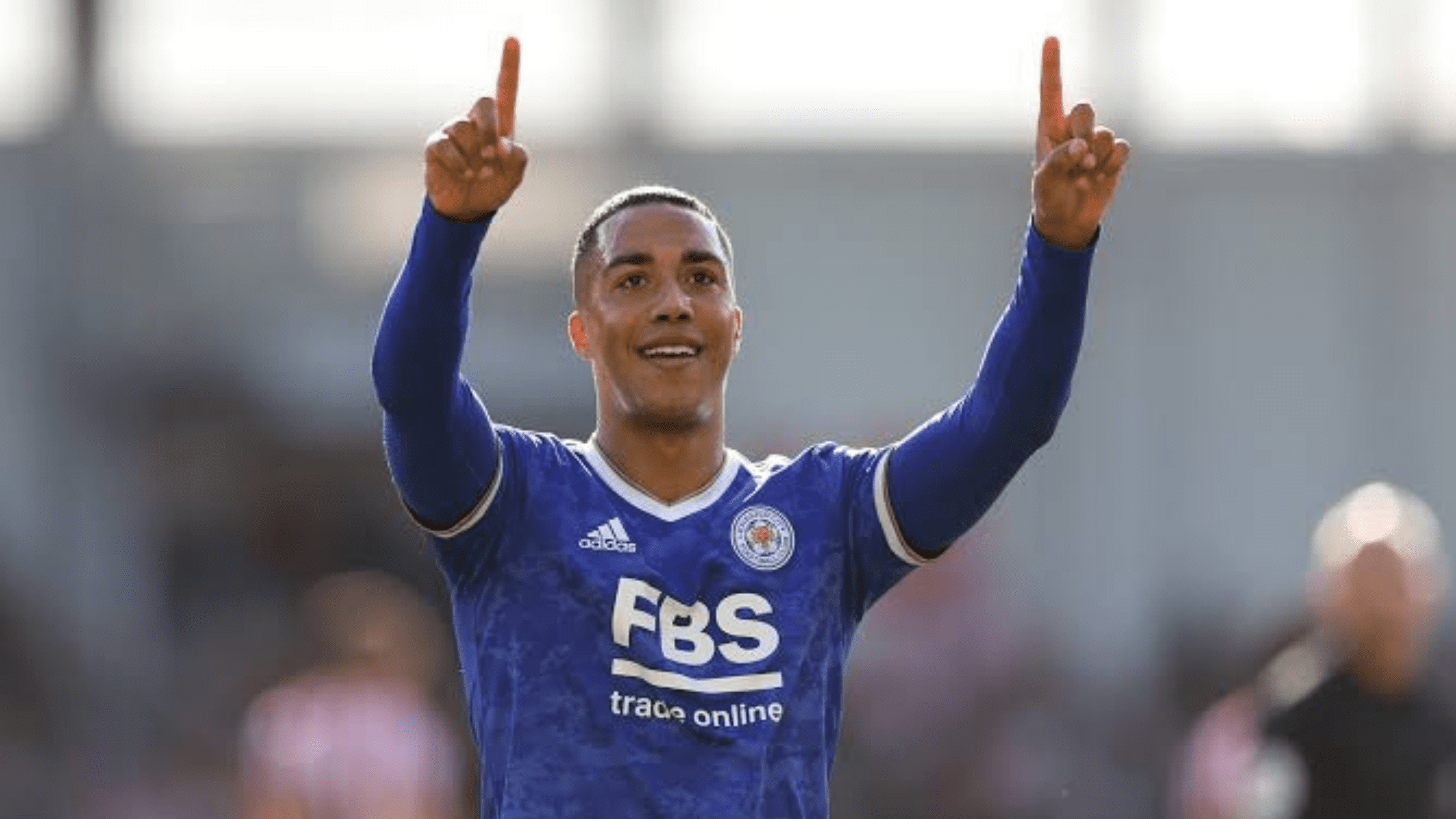 Arsenal hold secret talks with agents of Leicester City man over January transfer