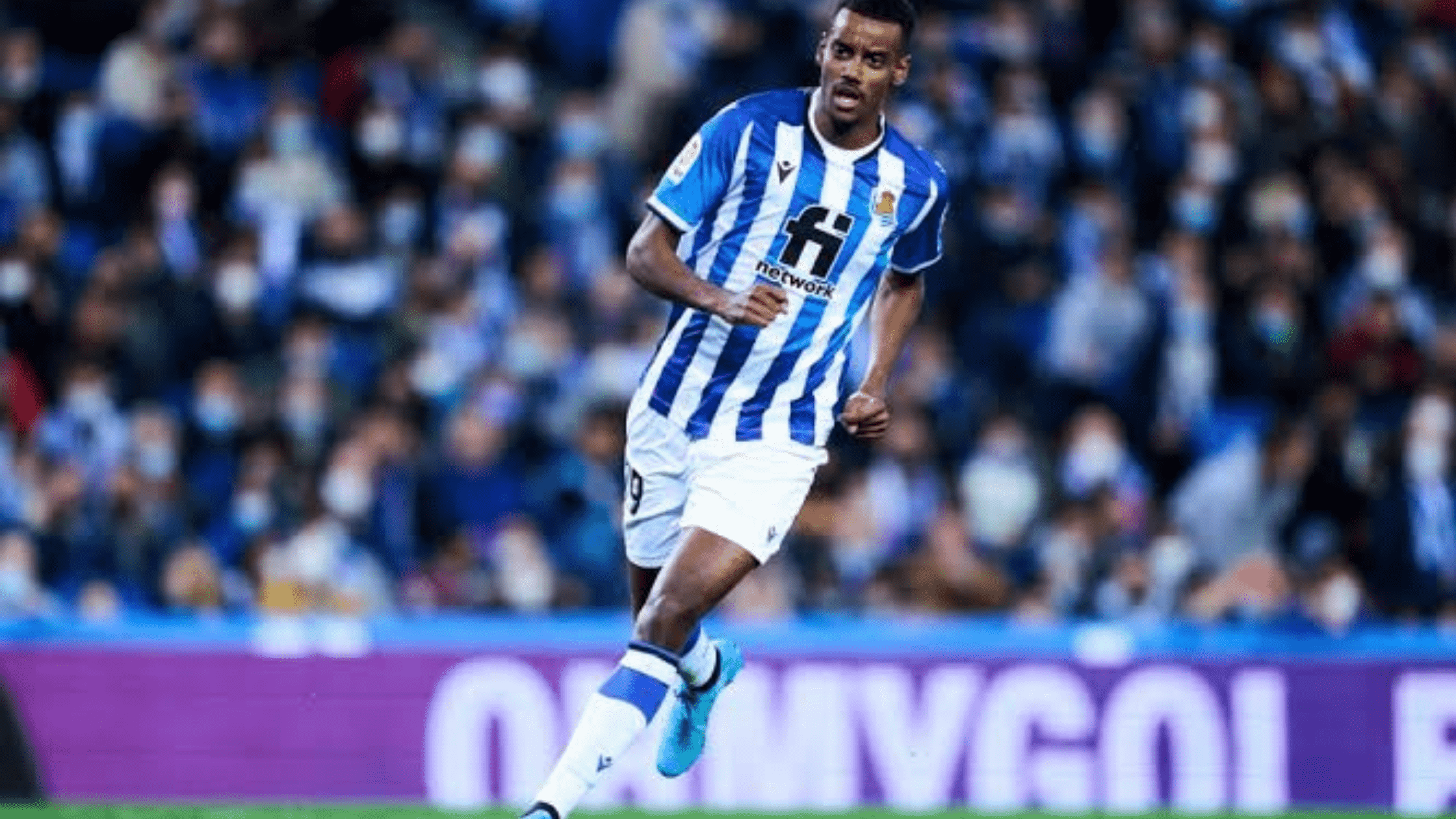 Liverpool table €70 million bid for Real Sociedad striker