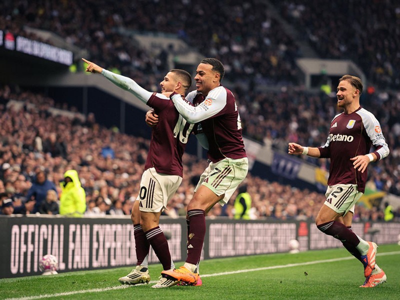 Villa stunned Tottenham with Buendia’s last-minute winner