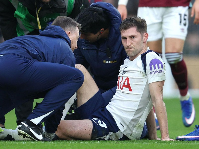 Ben Davies faces surgery after serious ankle injury