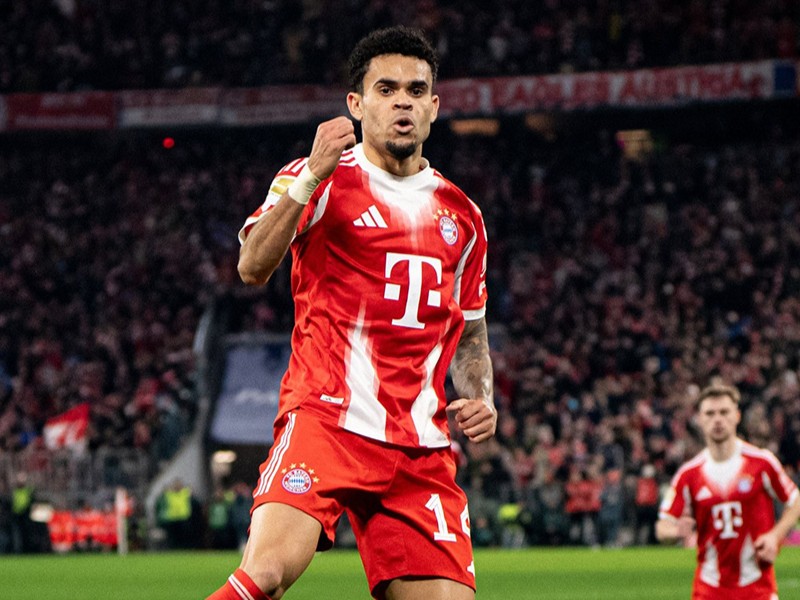 Díaz’s hat-trick gives Bayern the lead against Hoffenheim