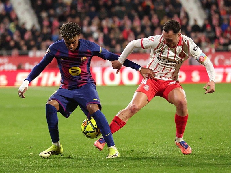 Barcelona stumble in Catalan derby as Girona claim late win
