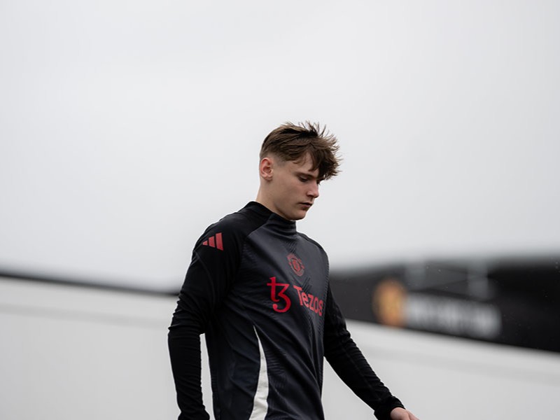 Carrick rewards academy brilliance with first-team training call-up