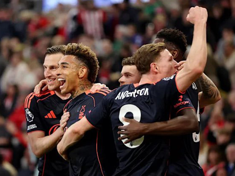Nottingham Forest crush Sunderland to move closer to safety
