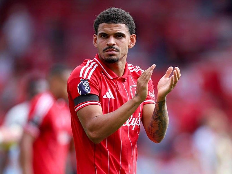 Gibbs-White faces defining month in race for World Cup spot