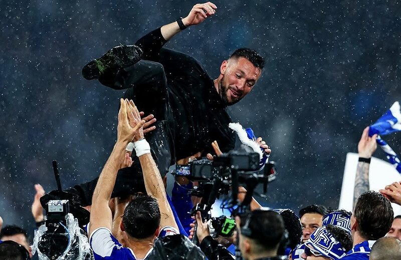 Farioli won the championship with Porto