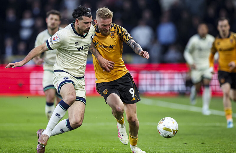 Hull City and Millwall leave play-off tie balanced after scoreless first leg