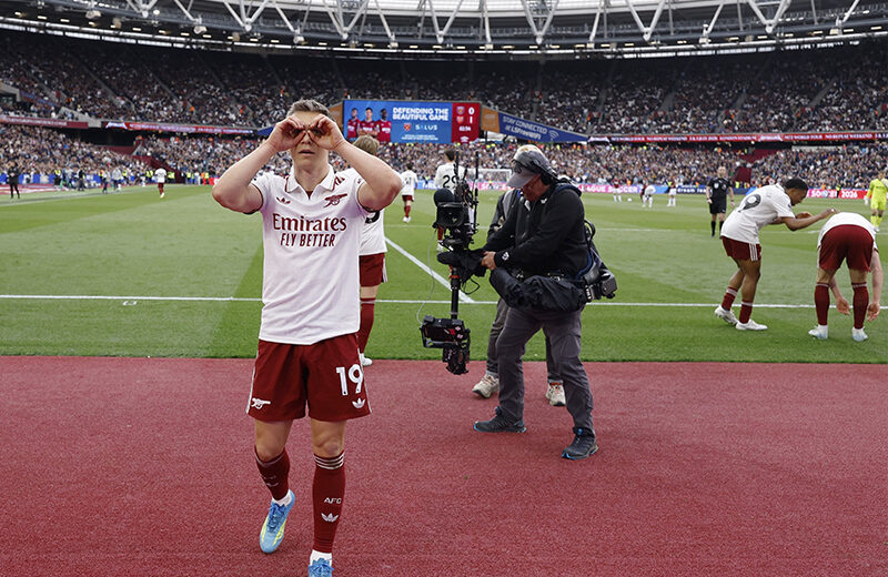 Leandro Trossard gives Arsenal victory over West Ham