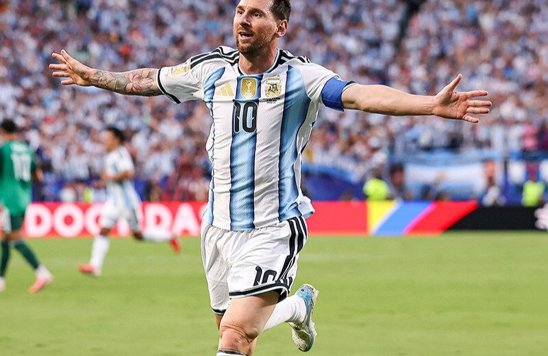 Messi’s brilliance powers Argentina to winning start at World Cup