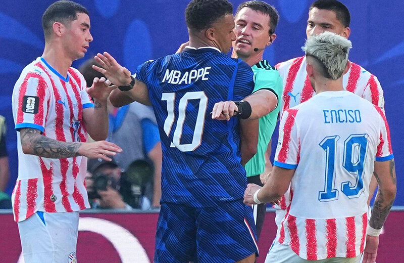 Mbappé’s penalty sends France into the World Cup quarterfinals