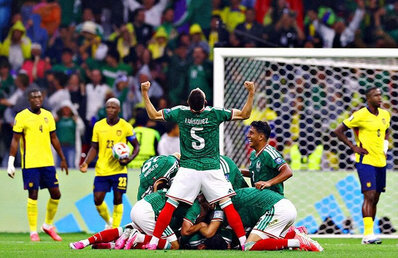 Mexico shine in front of home crowd to eliminate Ecuador